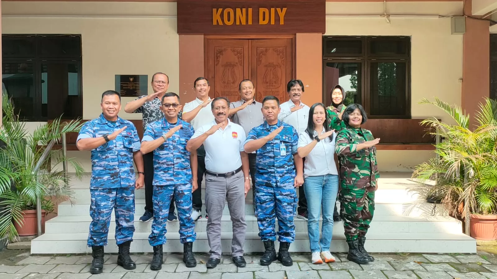 Perkenalkan Modern Pentathlon, Gubernur AAU Kunjungi KONI DIY